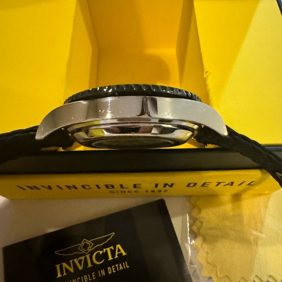 Invicta Pro Diver 44mm Black strap Automatic Watch RARE* NWT!! 600ft/200m - Picture 6 of 9